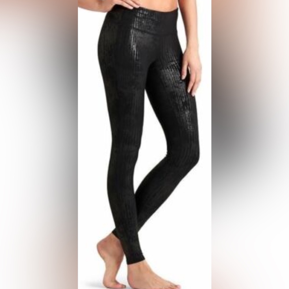 Athleta NWOT BLACK Chaturanga Metallic crackle leggings SIZE LARGE